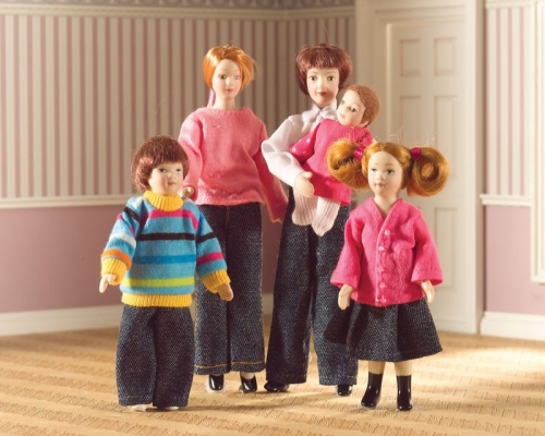  The Dolls House Emporium Family of Five Dolls 6537